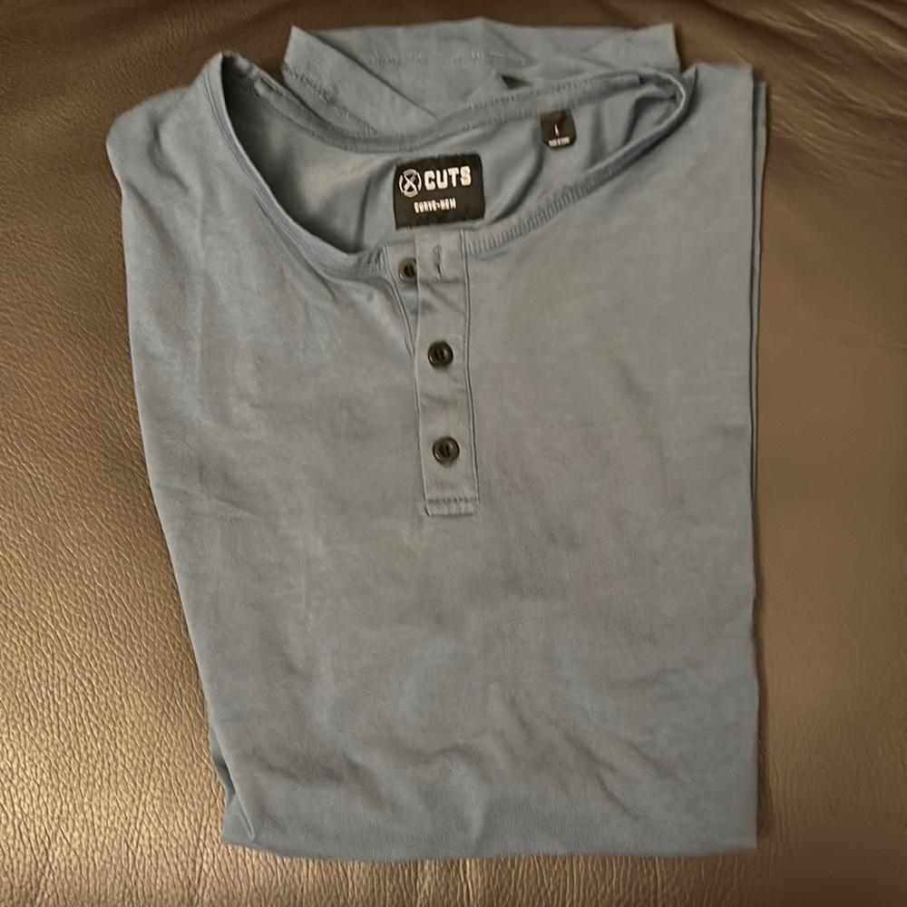 Cuts Clothing dark blue Henley t shirt shirt sleeve